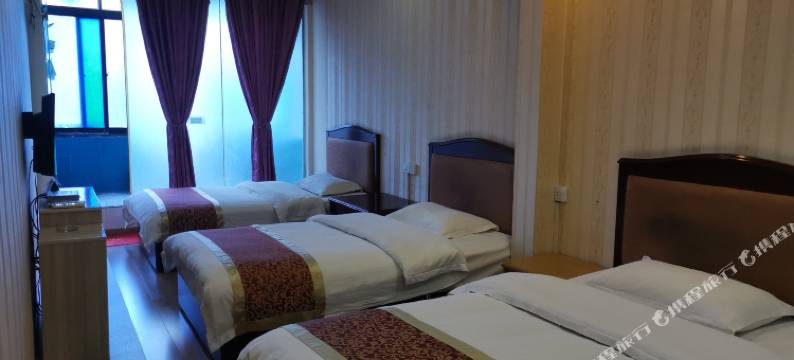 苍溪江边宾馆图片