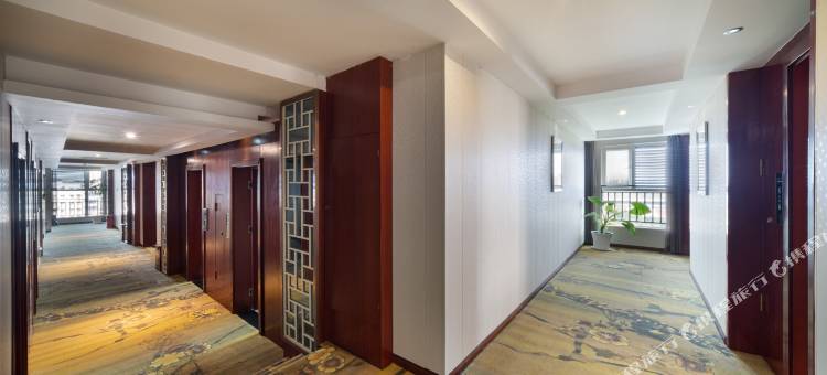 逸居酒店(重庆华熙文体中心大江轻轨站店)图片