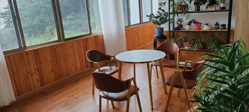 天柱山青山人家民宿图片