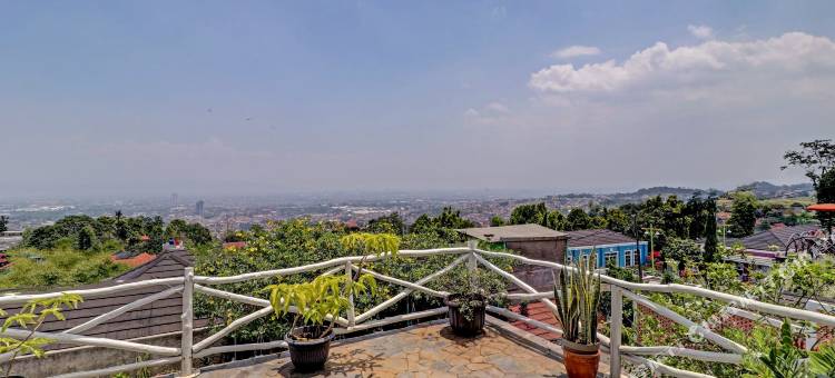 SUPER OYO Collection O 90617 祖母祖父家伊斯兰旅馆(Super OYO Collection O 90617 Rumah Oma Opa Syariah)图片