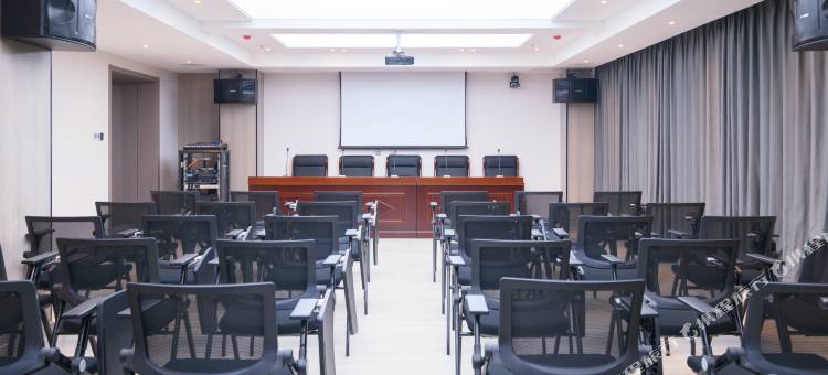 非繁城品酒店(靖江泰和吾悦广场店)图片