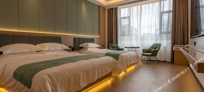 那拉提悦景假日酒店图片