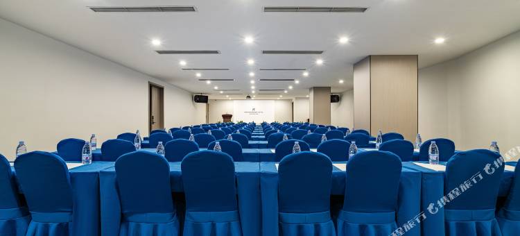 明宇丽呈酒店(成都抚琴夜市西南交大地铁站店)图片