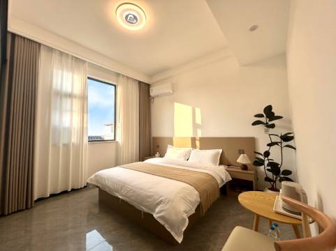 开封辰悦民宿(开封鼓楼广场店)