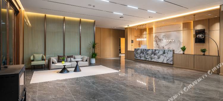 康定盛世名人酒店(新都桥店)图片