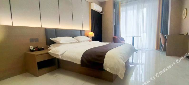 保定在云端民宿(未来石万达广场店)图片