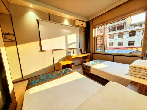 静乐丽豪商务酒店