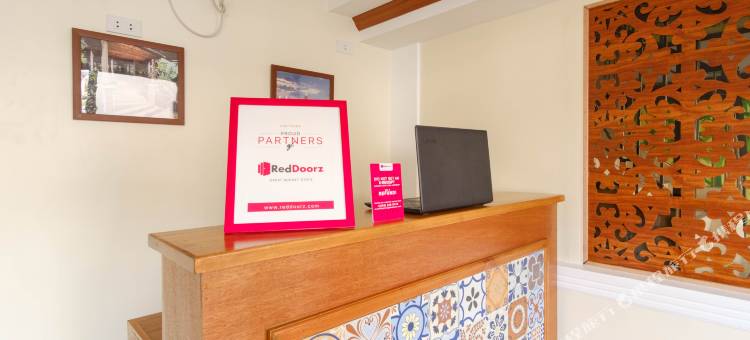 RedDoorz Plus near Johnson and Johnson Paranaque图片