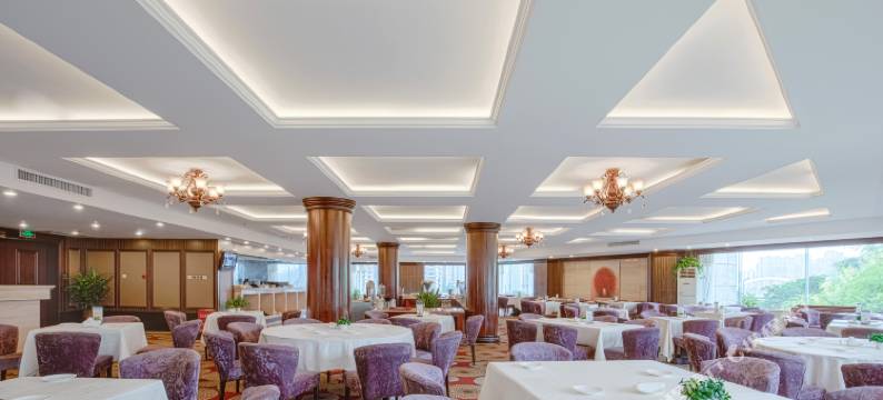 张家界国际大酒店(张家界吉首大学七十二奇楼店)图片