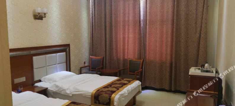 嵩明华瑞商务酒店图片