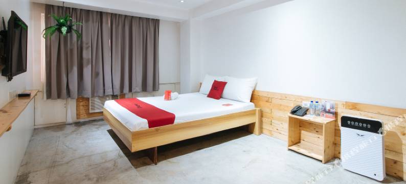 红多兹Plus酒店@曼达卢永博尼大道(RedDoorz Plus @ Boni Avenue Mandaluyong)图片