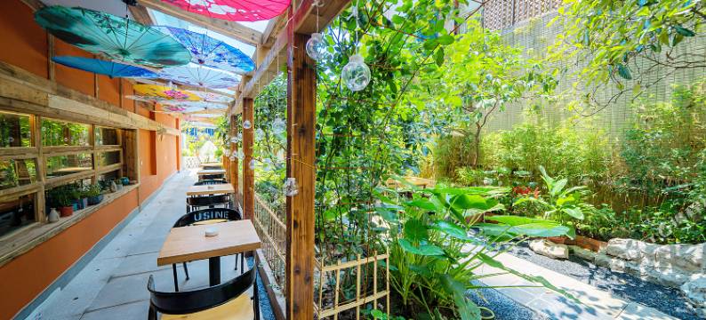 有间·花坊酒店(重庆观音桥步行街店)图片