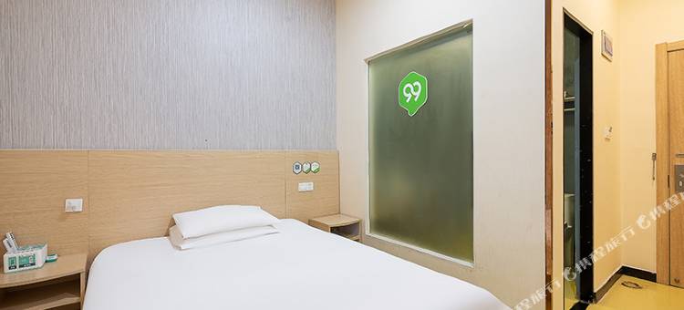 99优选酒店(上海殷高路财经大学地铁站店)图片