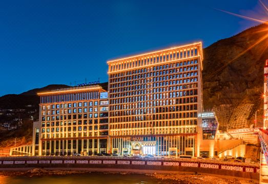 昌都通泰明宇丽呈酒店外景图