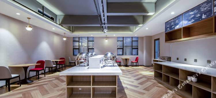 柏曼酒店(玉林步行街金城中心店)图片