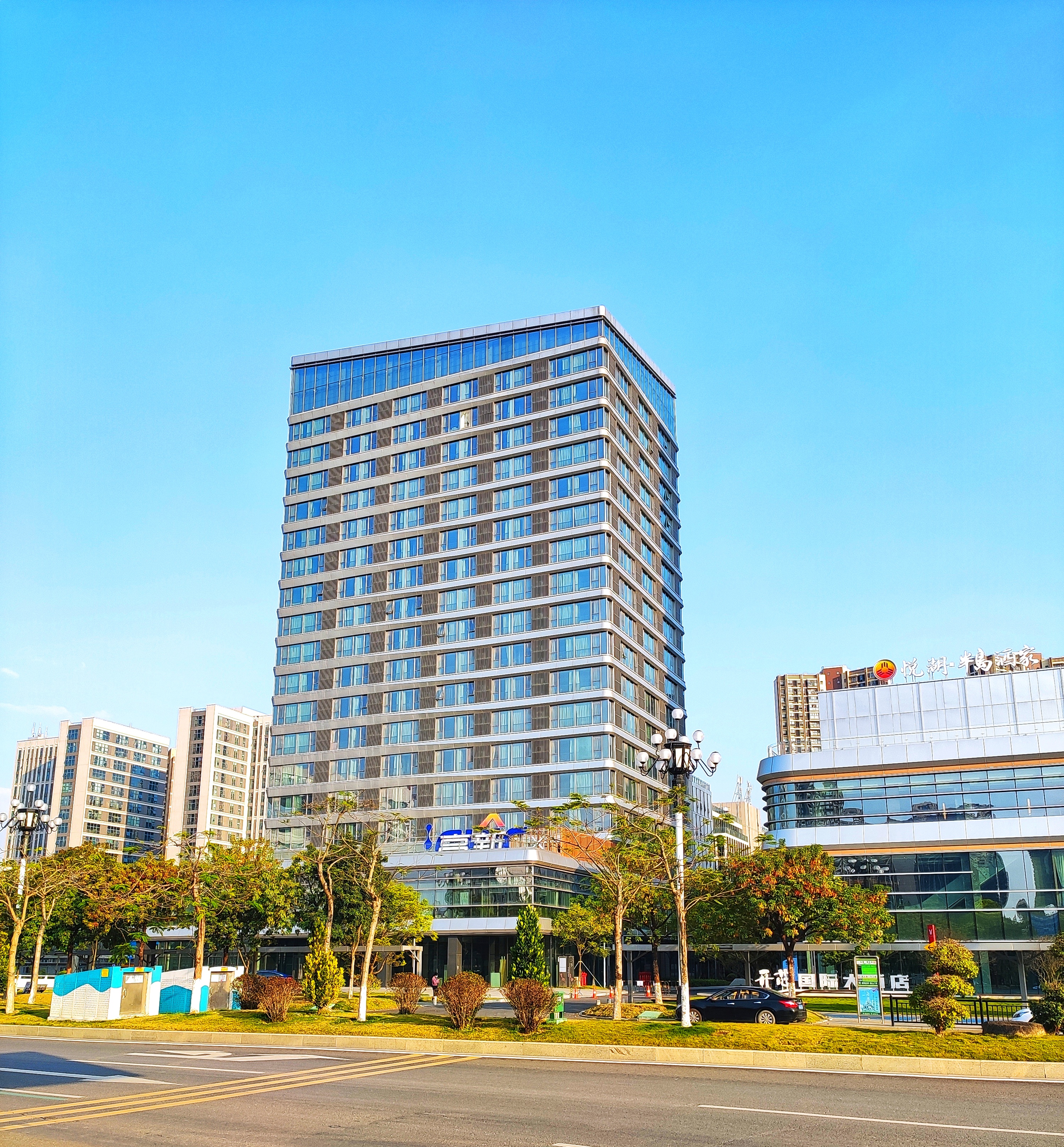 Mordin ApartmentsOver view