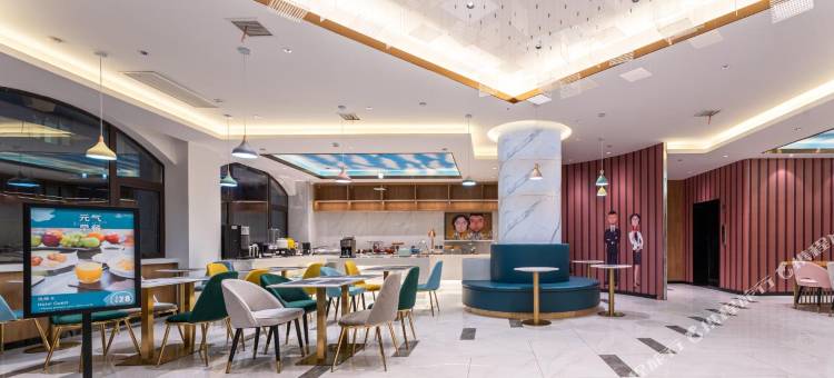 白玉兰酒店(青岛五四广场奥帆中心店)图片