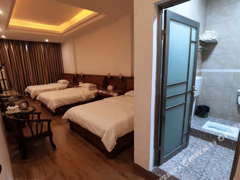 阳春港湾宾馆(春湾度假区店)