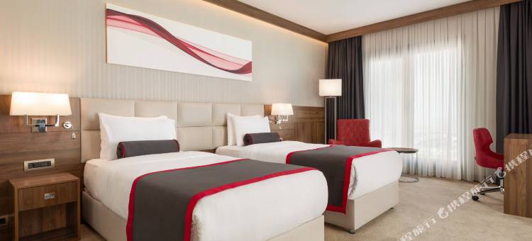 贝利都泽温德姆华美达酒店(Ramada by Wyndham Beylikduzu)图片
