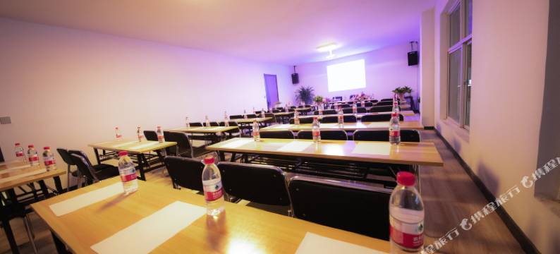 盛世豪悦酒店(青岛胶东国际机场店)图片