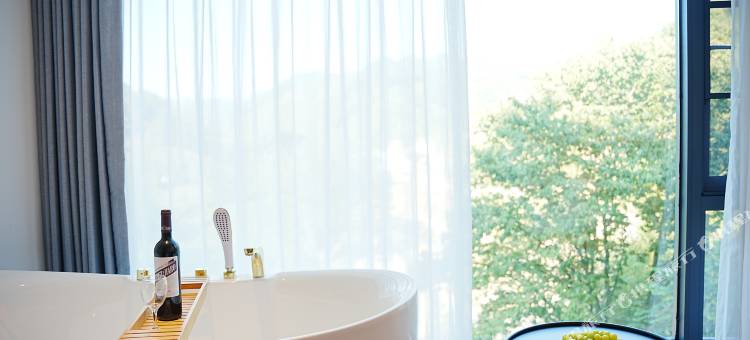 衔月度假酒店(泾县皖南川藏线店)图片