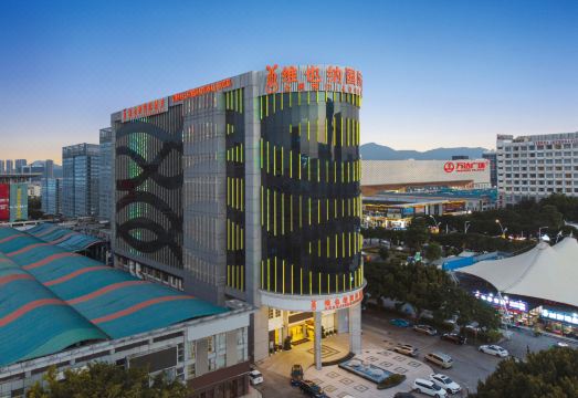 Vienna International Hotel (Shenzhen South China City Wanda Plaza)Hotel Overview