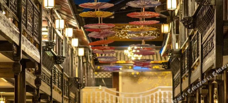 多弗度假酒店(丽江古城南门店)图片