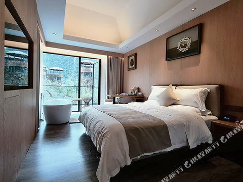 长顺神泉谷萤火虫酒店