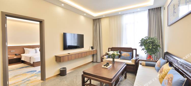 松云间精品酒店(长白山二道白河高铁站店)图片