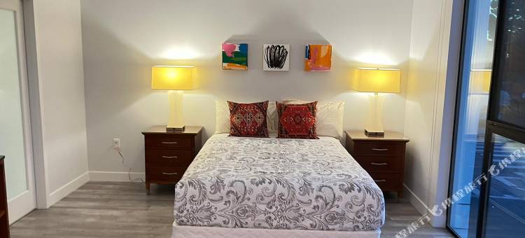 StaysPro - 好莱坞之家，四通八达(StaysPro - Hollywood Homes Minutes to Everything Spacious and Free Parking)图片