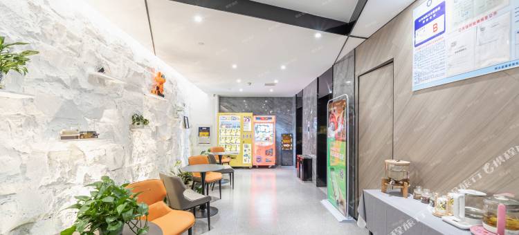 乾禧酒店(荆门中天街加州公寓店)图片