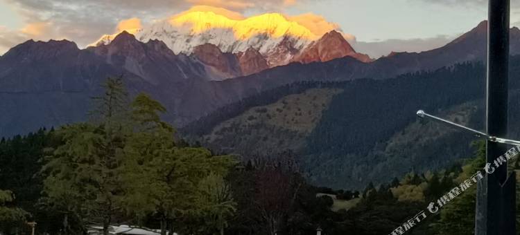 林芝擦贡康桑民宿(鲁朗高山牧场景区店)图片
