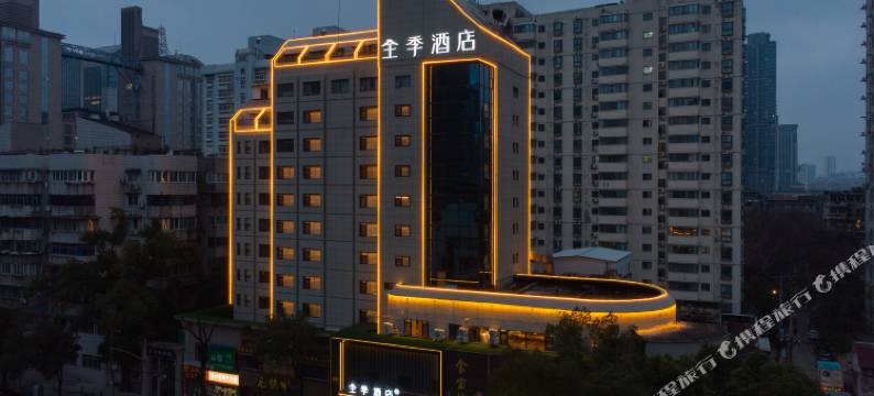 全季酒店(武汉洪山广场中南路地铁站店)图片