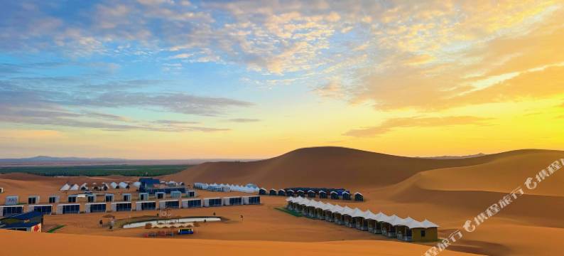 驼铃梦境沙漠露营酒店图片