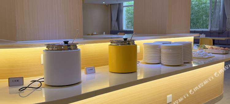 飘HOME杺居酒店(北京国贸大望路地铁站店)图片