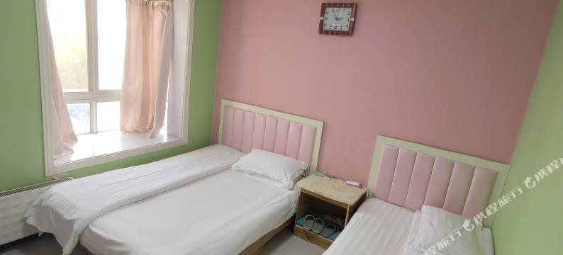 芙蓉快捷民宿(郑州中苑名都医学院地铁站店)图片