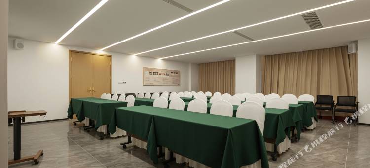 格尔曼酒店(烟台大学万象汇店)图片