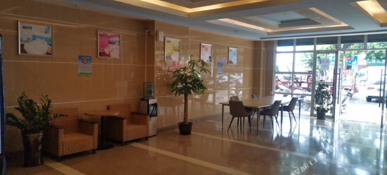 新猪脚林酒店图片