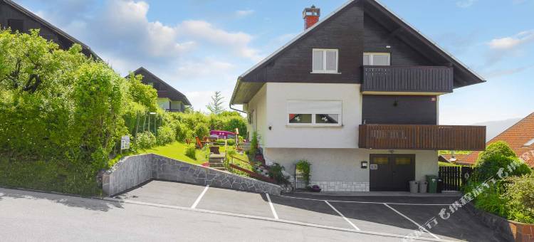 Rikli Rodine公寓，靠近布莱德(Apartments Rikli Rodine Near Bled)图片