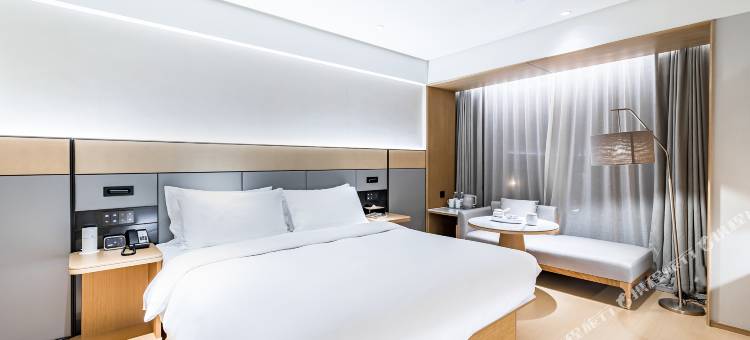 全季酒店(南京仙林大学城金鹰湖滨天地店)图片