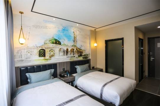 城市118精选酒店(济南章丘和谐广场店)