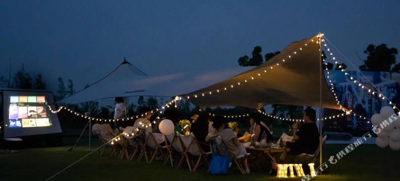 湖州灵粮农场·萤火虫房车营地|房车露营·亲子农场·篝火烤肉图片