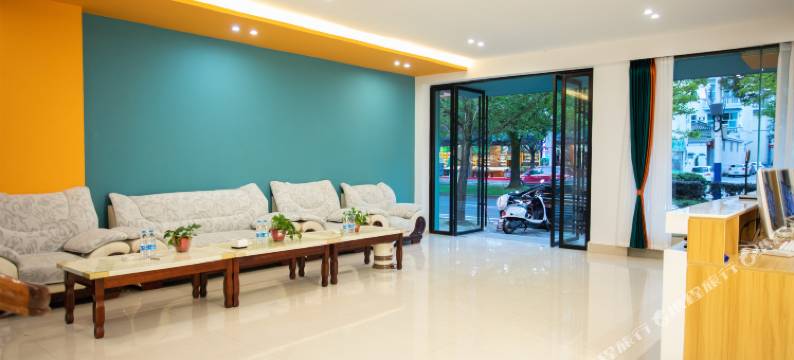 腾冲丽都酒店(腾冲财富中心店)图片