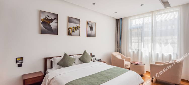 九格轻奢民宿(大理古城洱海门店)图片