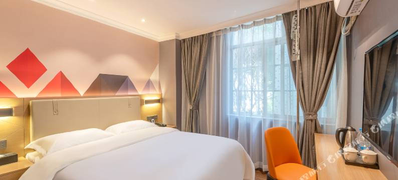 赛楠酒店(广州中大鹭江地铁站店)图片