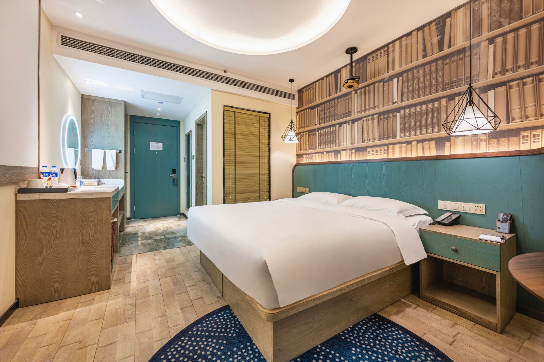 Mehood Hotel Over view