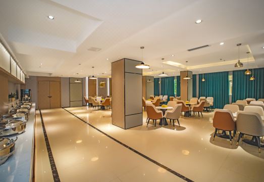 Qianmei International Hotel (Shaoguan Nanxiong Covered Bridge) Hotel Overview