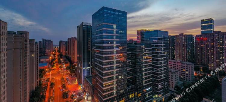 海豚美智电竞酒店(合肥滨湖时代广场店)图片