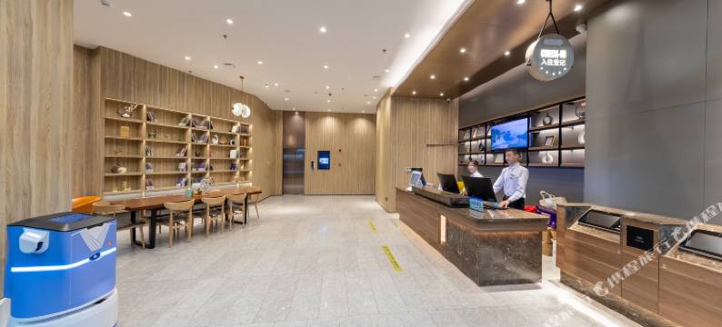 皇马假日酒店(深圳北站6979商业中心店)图片