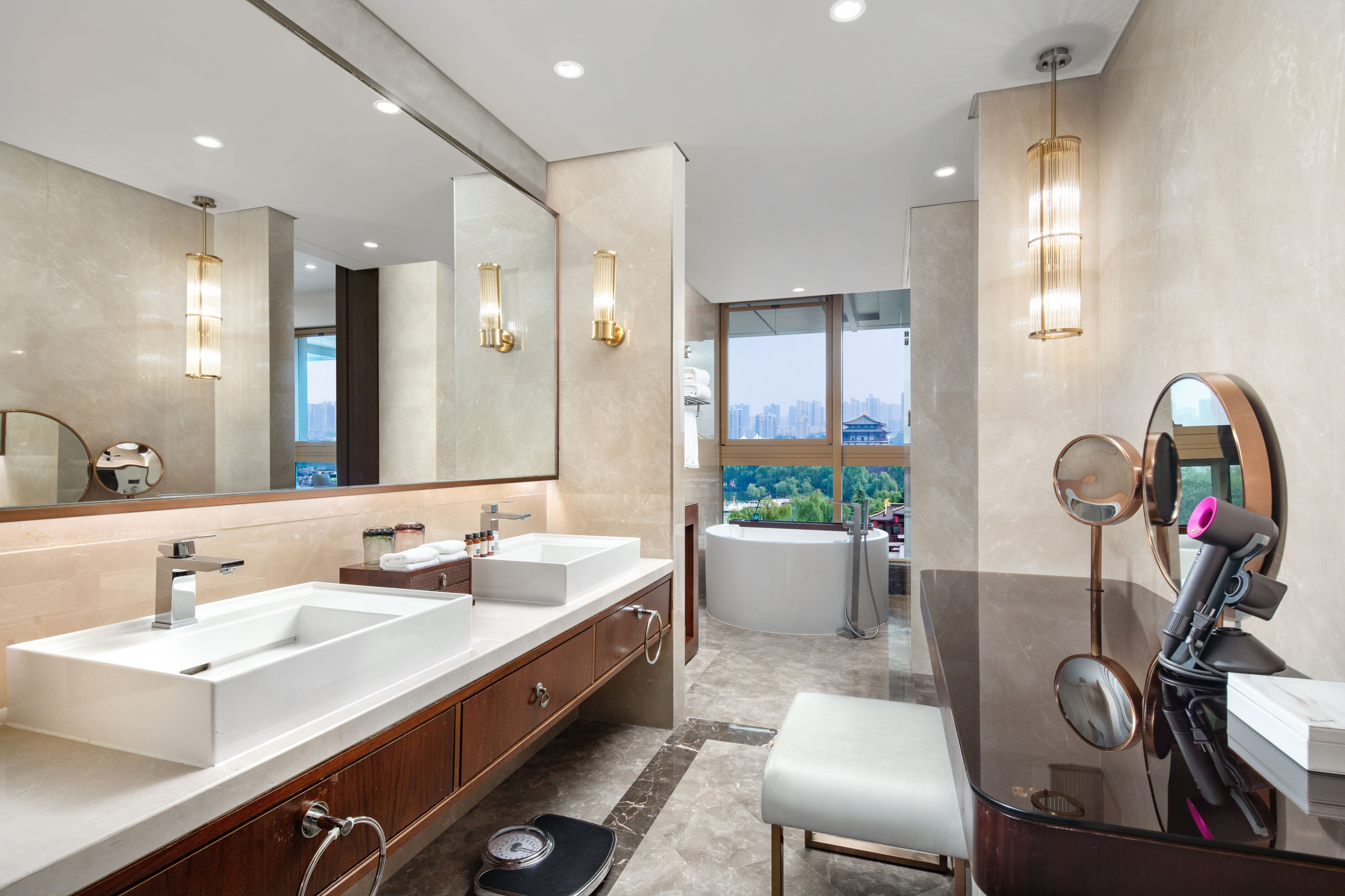 Fu Rong Ge Hotel xianHotel Overview